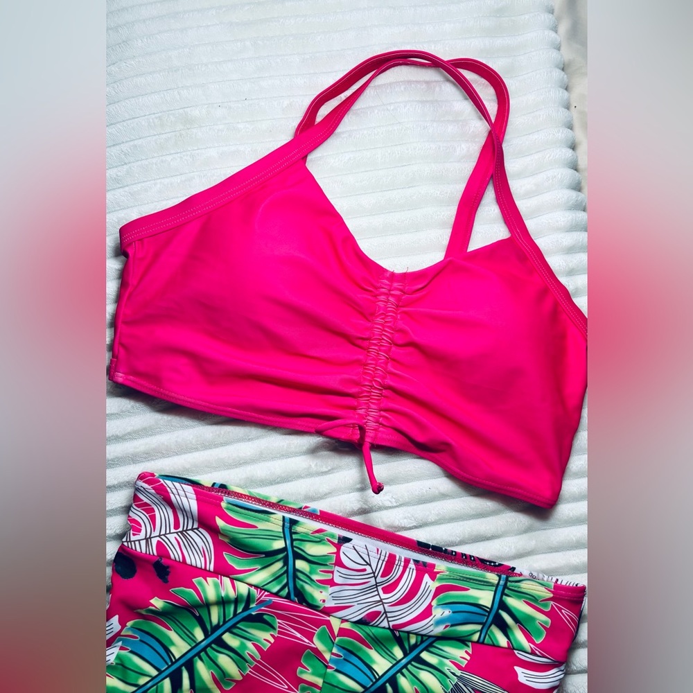 swim suit